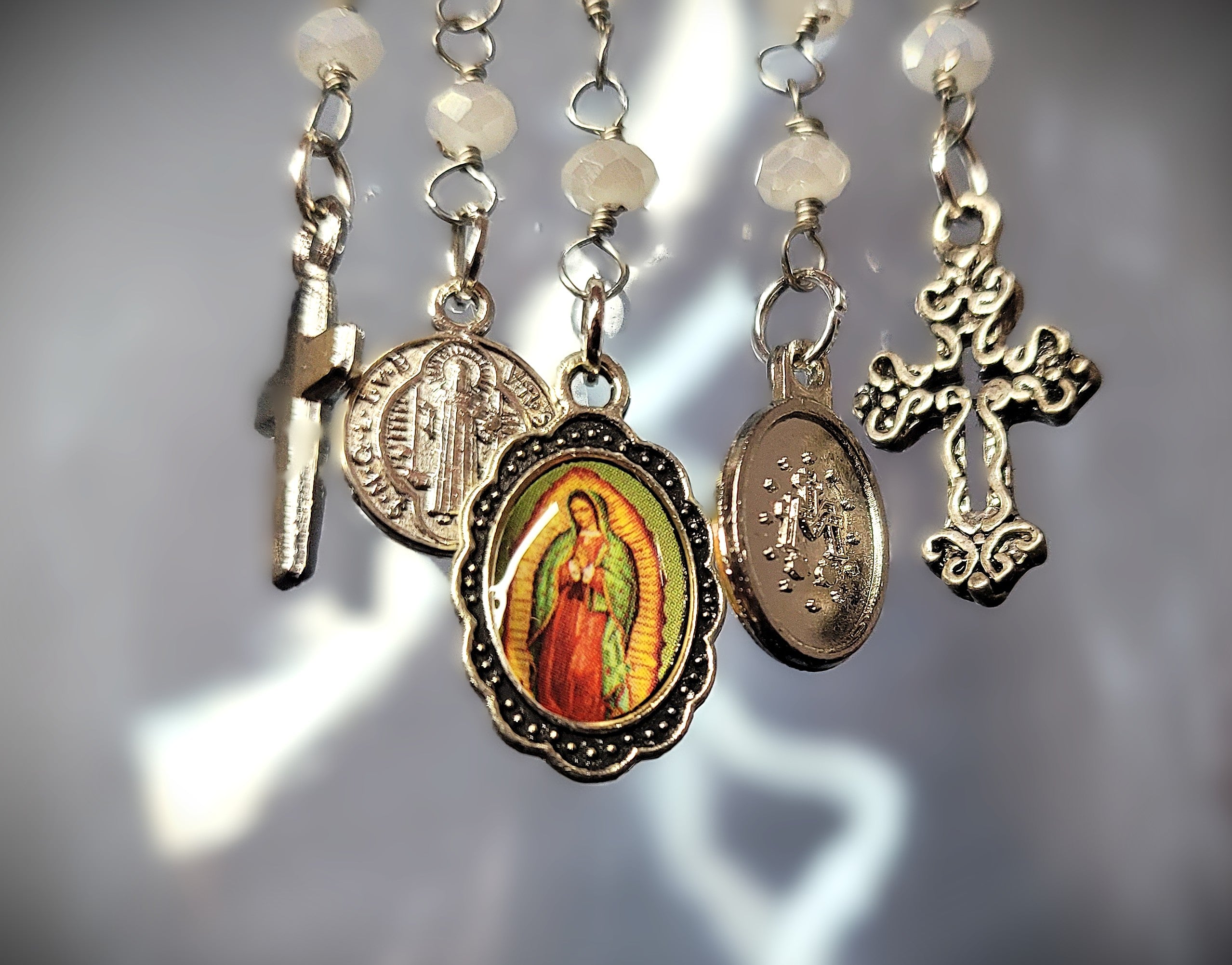 The GARDENIA Keychain Rosary